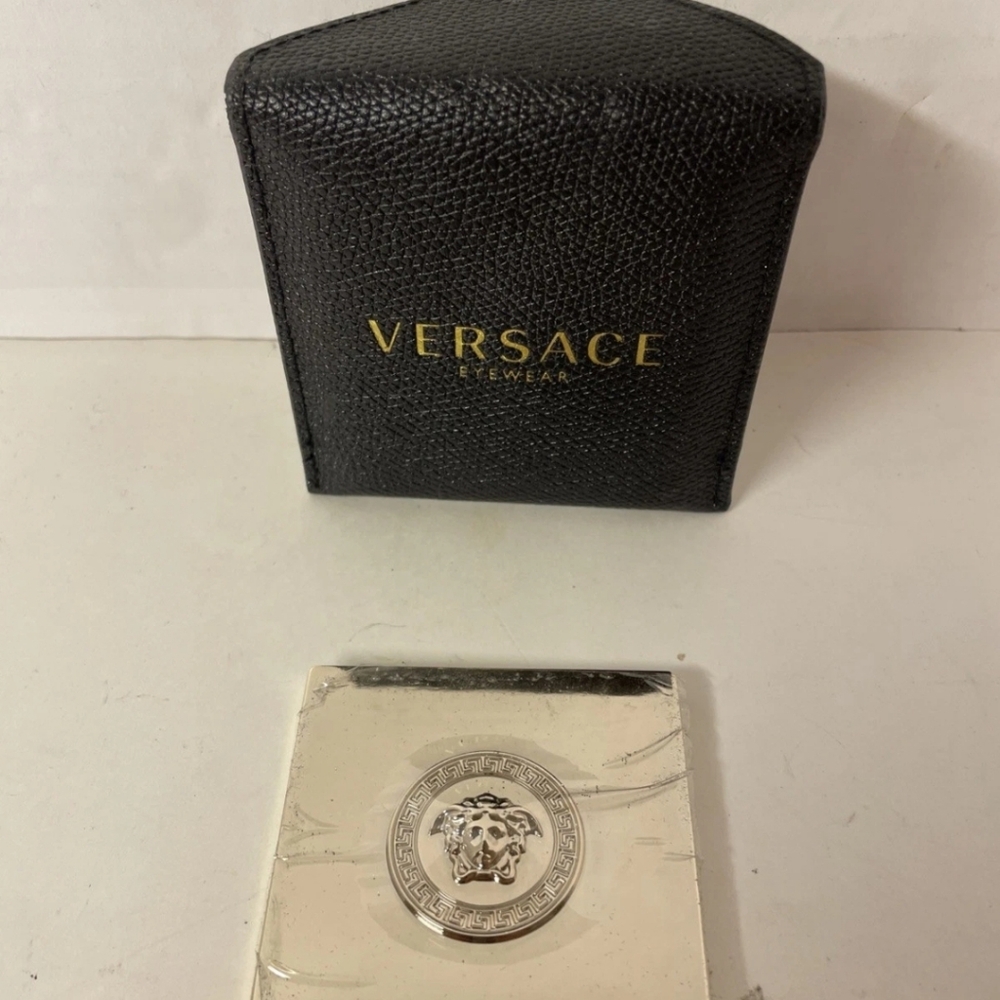 Versace Gold Mirror Compact with Black Leather Case - Picture 7 of 7